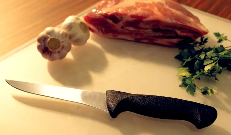 Faca de Desossa Precisão em torno do Osso